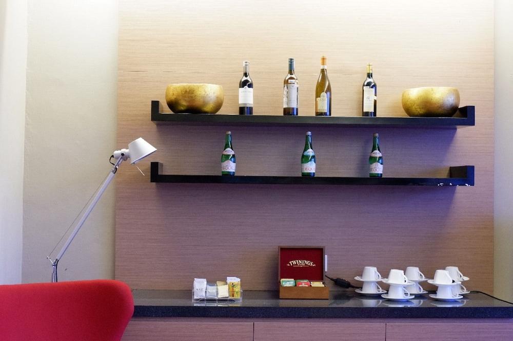 The Premiere Hotel Пеканбару Екстериор снимка
