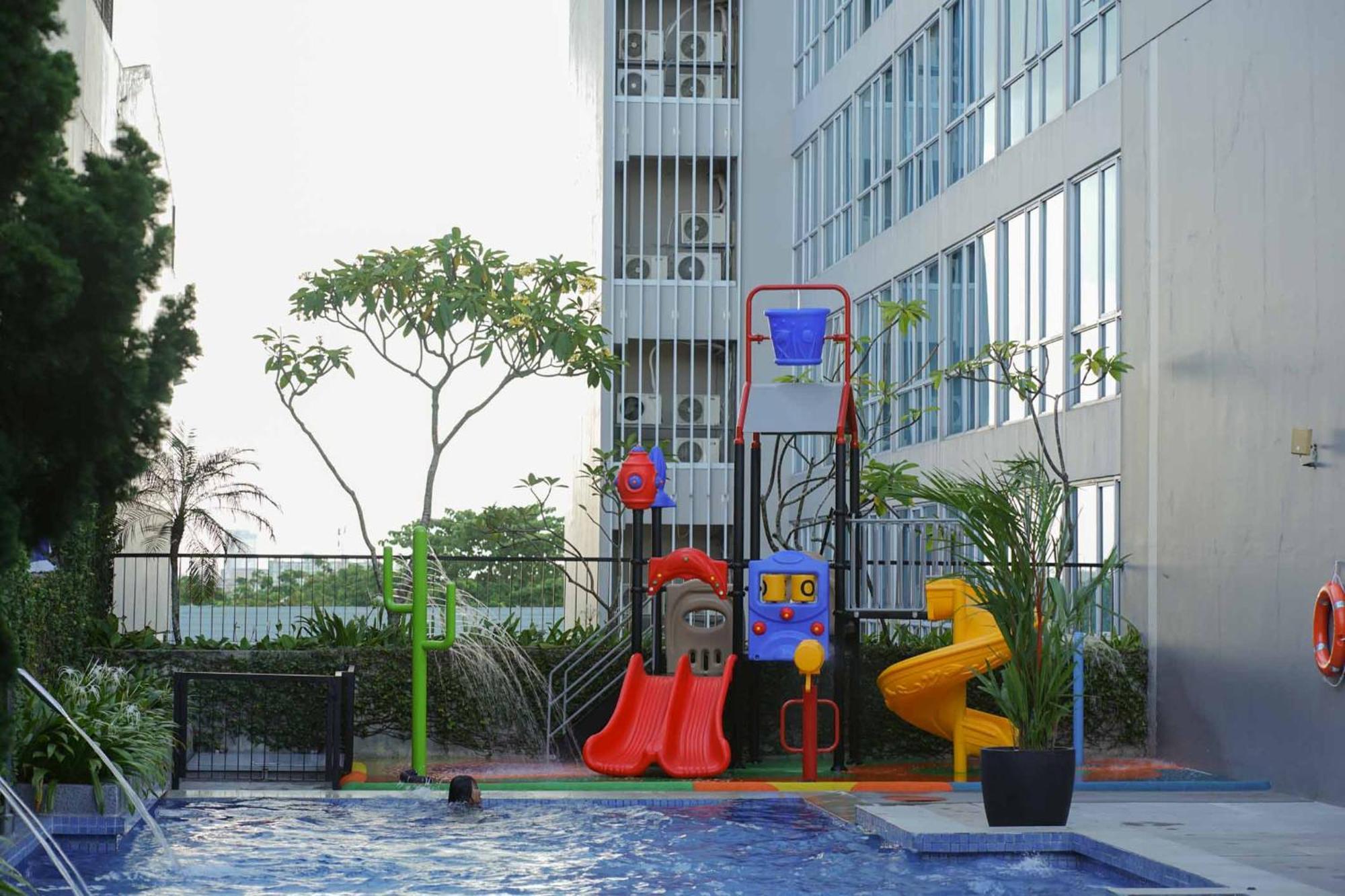 The Premiere Hotel Пеканбару Екстериор снимка